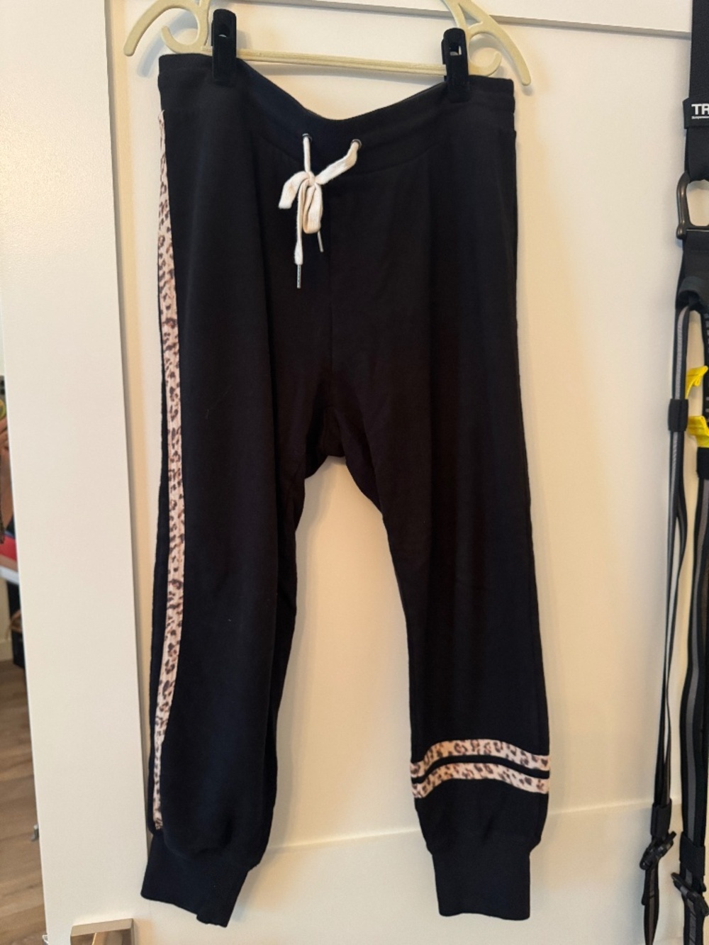 n.philanthropy - Relaxed fit jogger (XL) runs small